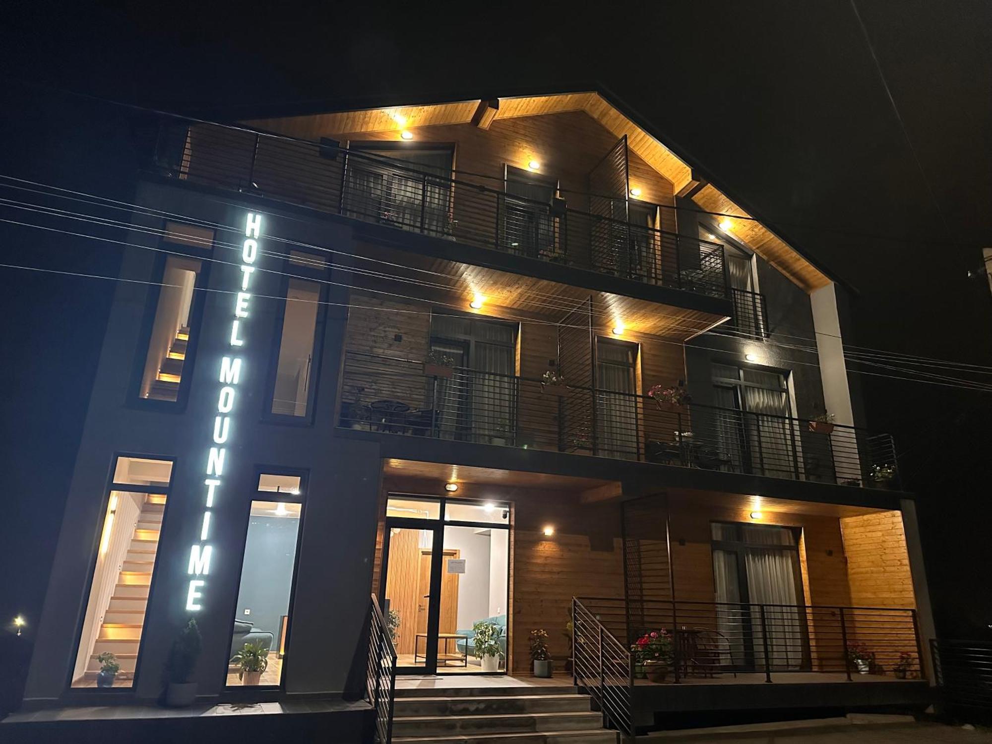 Hotel Mountime Kazbegi Exterior foto