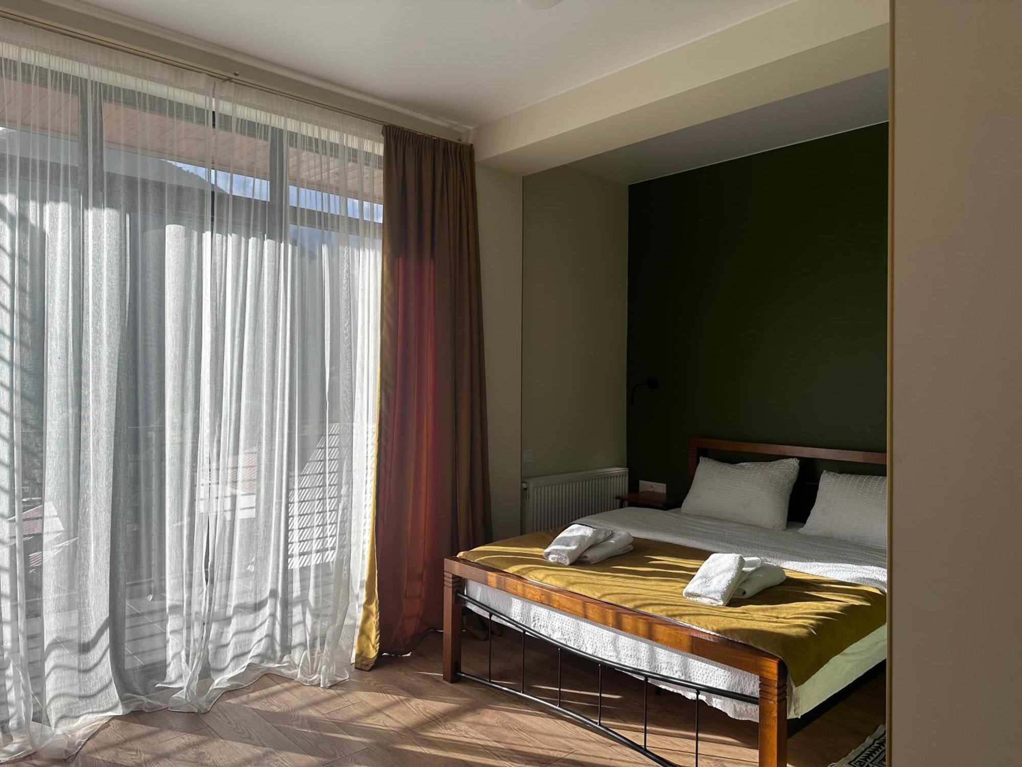 Hotel Mountime Kazbegi Exterior foto